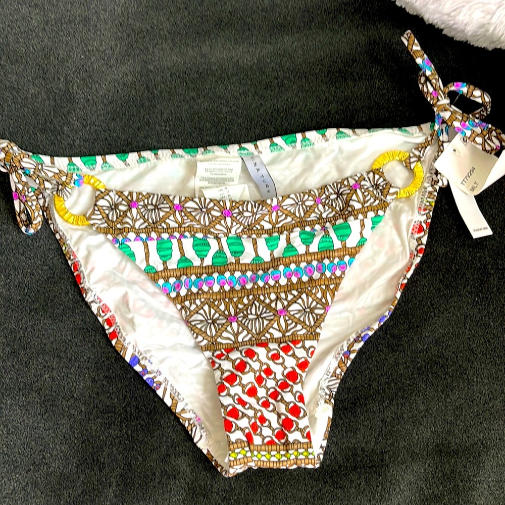 Trina Turk. Size 6